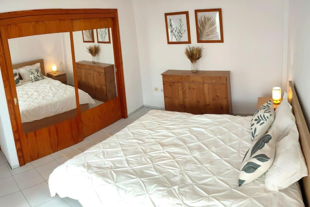 Vivienda Con Piscina, Solarium, Vistas Teide Apartment โช ภายนอก รูปภาพ