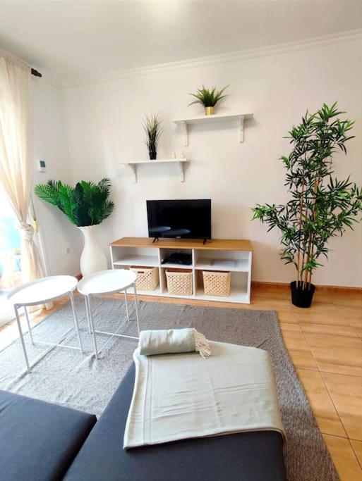 Vivienda Con Piscina, Solarium, Vistas Teide Apartment โช ภายนอก รูปภาพ